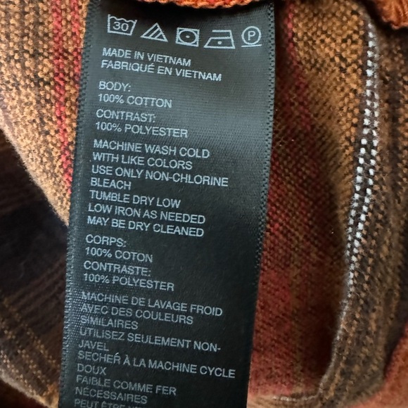 Urban Outfitters Plaid Shacket - Picture 5 of 5